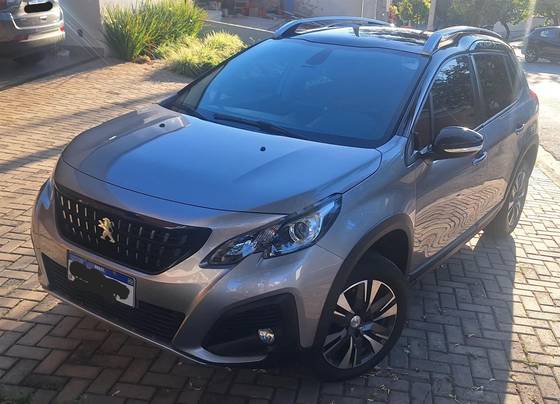 PEUGEOT 2008 1.6 16V THP FLEX GRIFFE 4P AUTOMÁTICO PEUGEOT 2008 1.6 16V THP FLEX GRIFFE 4P AUTOMÁTICO